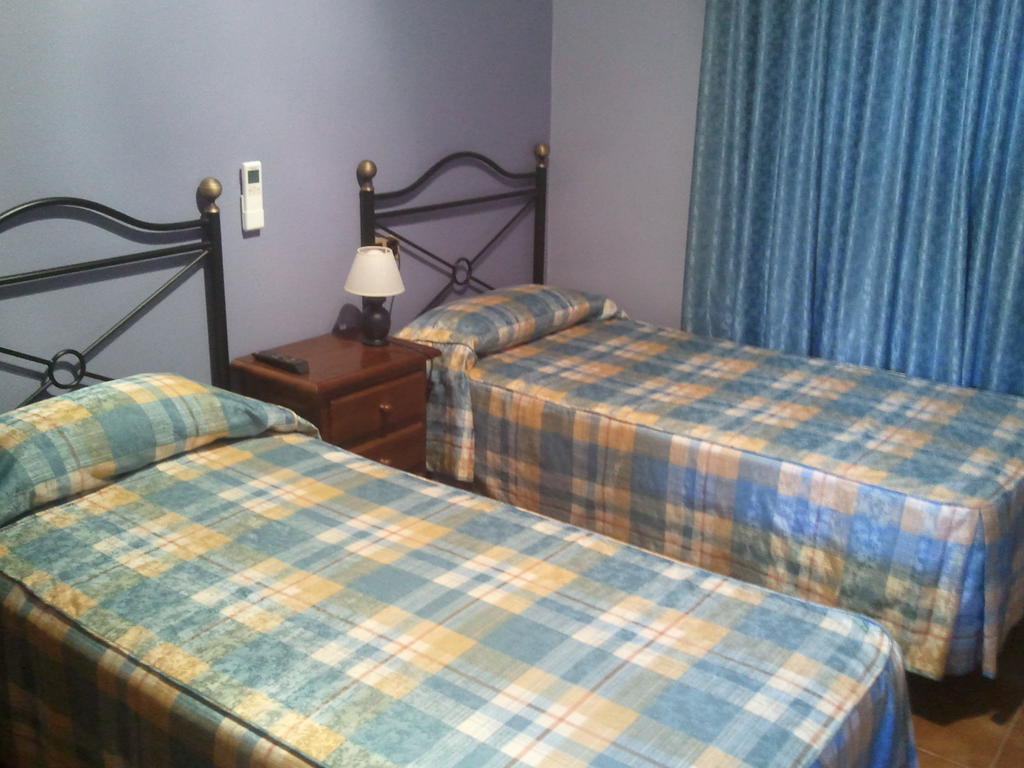 Hostal Can Barrina Arnés Room photo